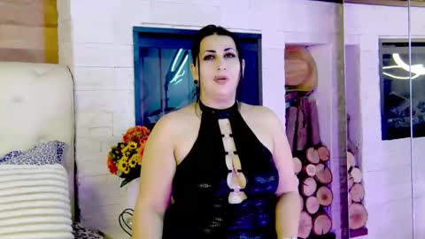 Snapshot of lisamaze chatting on February 27, 7:37 pm SofiaHanson online show from February 27, 7:37 pm