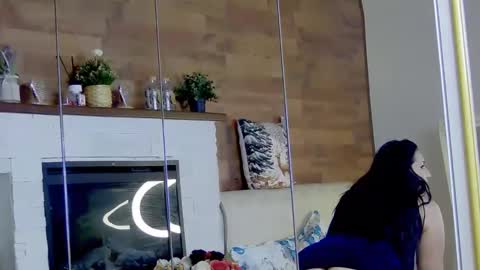 Snapshot of lisamaze chatting on December 12, 7:48 pm SofiaHanson online show from December 12, 7:48 pm
