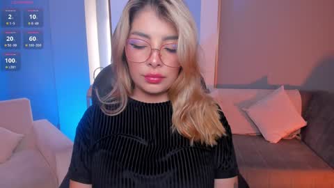 LISA MONROE online show from December 11, 7:57 pm