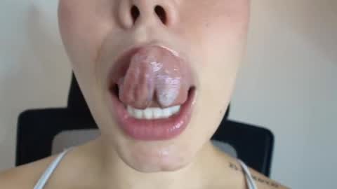 Lisbet online show from November 27, 7:17 pm