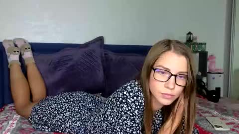 Snapshot of lisi4ka503933 chatting on September 24, 7:02 pm Lisi4ka online show from September 24, 7:02 pm