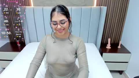   online show from February 25, 12:48 pm