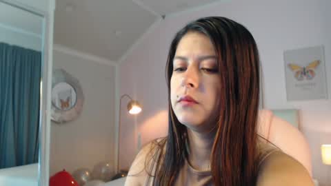 Snapshot of liss_black chatting on January 18, 12:47 pm Andrea online show from January 18, 12:47 pm