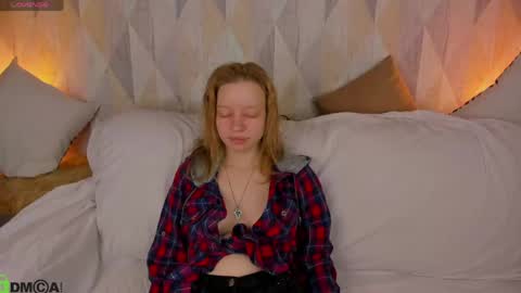 Lissa online show from April 15, 1:06 am