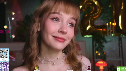 Snapshot of lissa_meooow chatting on October 8, 5:56 am your Liza again. Next stream Dec. 1 at 2 or 3 GMT online show from October 8, 5:56 am