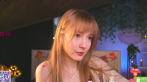 Snapshot of lissa_meooow chatting on October 22, 5:56 am your Liza again. Next stream Dec. 1 at 2 or 3 GMT online show from October 22, 5:56 am