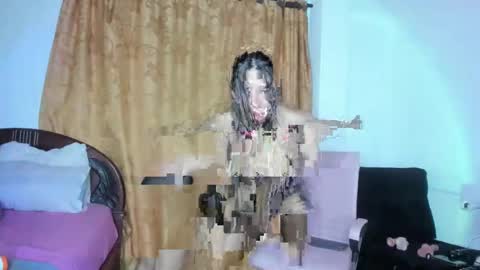 Snapshot of lissa_petitee chatting on March 7, 12:58 am lissa_petitee online show from March 7, 12:58 am