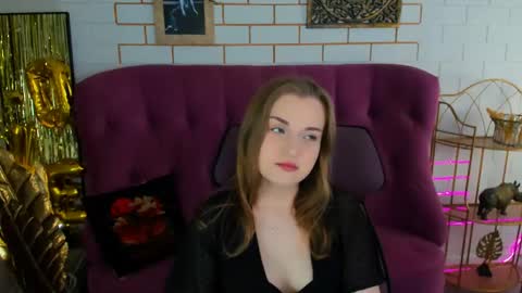 Lissa Telor online show from May 28, 9:07 am