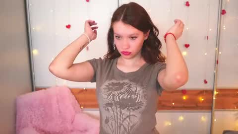 Hello im Vanessa online show from April 11, 4:21 pm