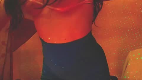 Liss online show from December 21, 2:05 am