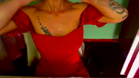 Liss online show from December 24, 3:26 pm