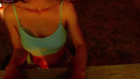 Liss online show from November 30, 3:43 am