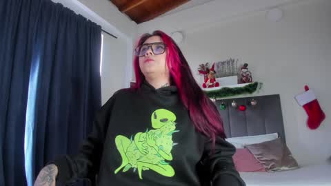 Lissy online show from December 29, 1:28 pm