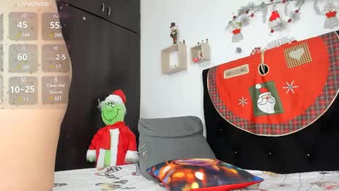 Snapshot of lisvandre chatting on December 30, 3:02 pm Lis online show from December 30, 3:02 pm
