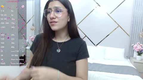 Lita online show from December 10, 3:22 pm