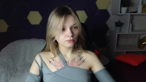 Snapshot of litabrom chatting on January 31, 1:01 am Lena online show from January 31, 1:01 am