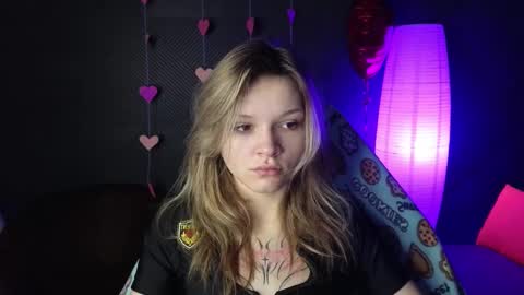 Snapshot of litabrom chatting on February 17, 1:04 am Lena online show from February 17, 1:04 am