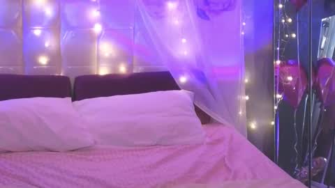 Lena online show from February 22, 11:00 am