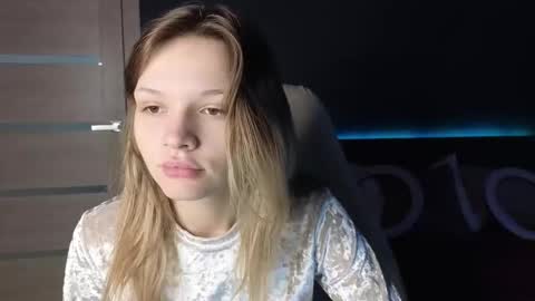 Lena online show from October 3, 1:54 am