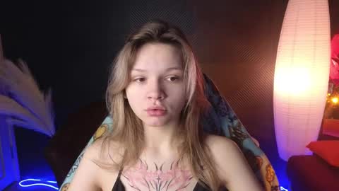 Snapshot of litabrom chatting on March 9, 1:04 am Lena online show from March 9, 1:04 am