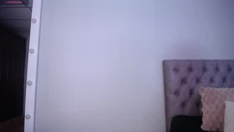 LOLA online show from September 23, 10:35 am