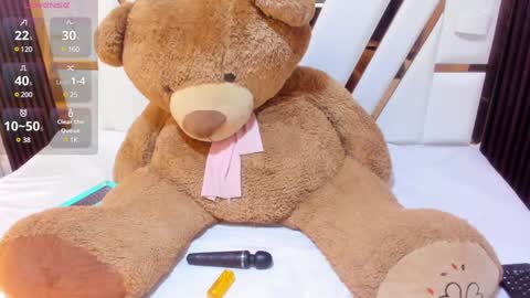 Snapshot of litte_ebony chatting on January 28, 6:28 pm Ashley online show from January 28, 6:28 pm