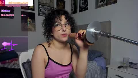 little__ammy online show from March 31, 3:28 am