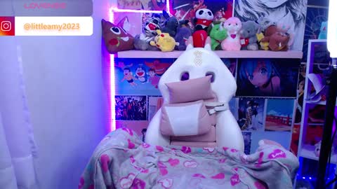  AMY  online show from December 17, 10:54 pm