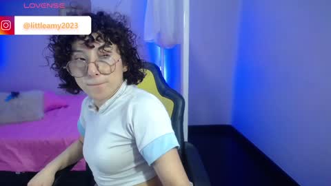  AMY  online show from January 3, 11:25 am