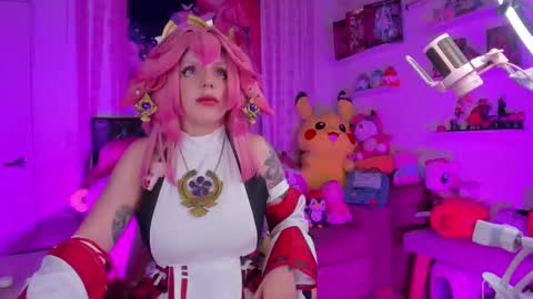 little ary online show from October 14, 4:04 am