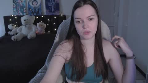 little__flowers online show from November 29, 8:07 am