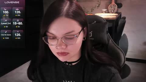 Snapshot of little_bambii_ chatting on March 3, 11:03 am Eva online show from March 3, 11:03 am