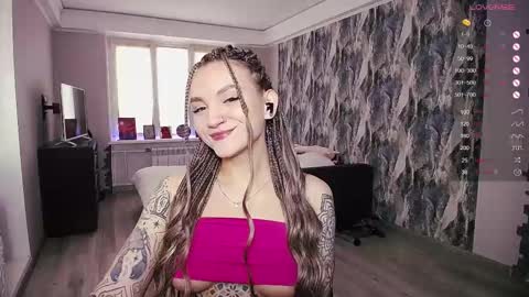 Snapshot of little_birdy chatting on March 10, 8:39 am Birdy online show from March 10, 8:39 am