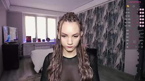 Snapshot of little_birdy chatting on March 1, 10:02 am Birdy online show from March 1, 10:02 am