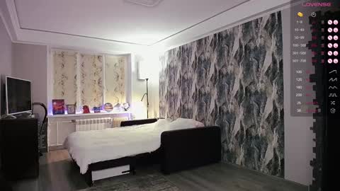 Snapshot of little_birdy chatting on January 17, 2:39 pm Birdy online show from January 17, 2:39 pm