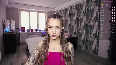 Snapshot of little_birdy chatting on March 12, 9:55 am Birdy online show from March 12, 9:55 am