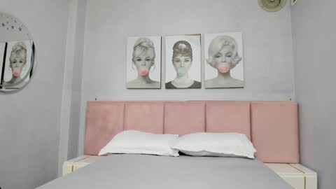 Snapshot of little_doll_4u chatting on December 2, 10:16 am ANNI online show from December 2, 10:16 am