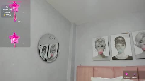 Snapshot of little_doll_4u chatting on January 7, 10:11 am ANNI online show from January 7, 10:11 am