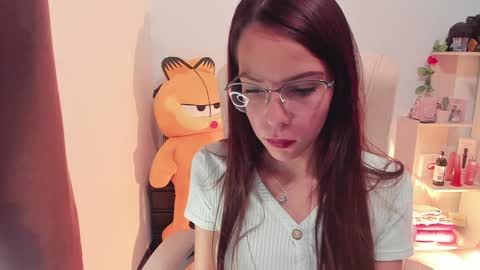 Help me reach 100 likes online show from January 29, 7:11 pm