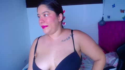 mai rojas online show from March 1, 7:48 pm