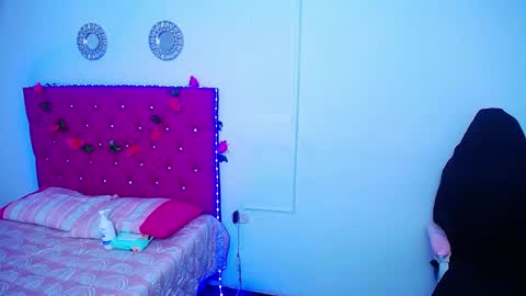 mai rojas online show from January 16, 7:20 pm