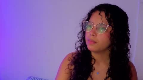 Snapshot of little_lilith_apple chatting on September 28, 7:08 pm little_lilith_apple online show from September 28, 7:08 pm