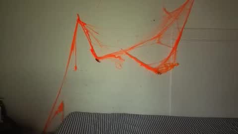 Snapshot of little_lilith_apple chatting on November 1, 5:50 pm little_lilith_apple online show from November 1, 5:50 pm