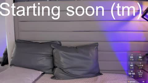 Luna online show from May 23, 9:02 pm