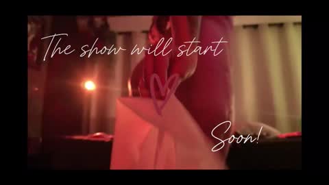 Snapshot of little_maeve chatting on September 29, 3:11 am Maeve online show from September 29, 3:11 am