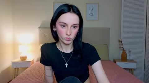 little_mollee online show from October 4, 8:24 pm