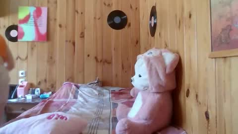 little_shygirl_ online show from September 11, 8:58 am