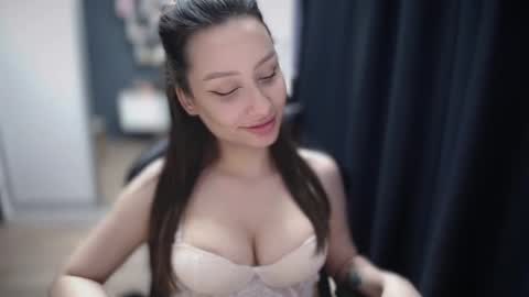 Alice online show from February 18, 11:11 am