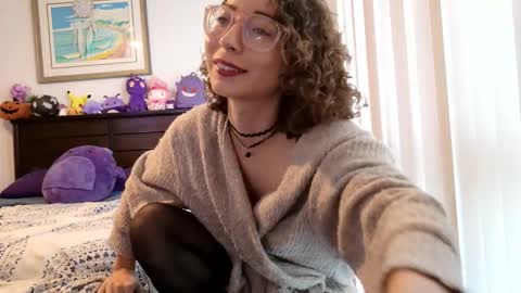 littledeathtrap online show from November 10, 9:43 pm