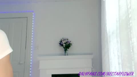 Audra A online show from February 8, 1:54 pm